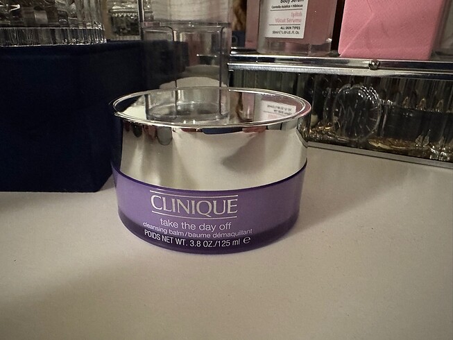 clinique take the day off balm