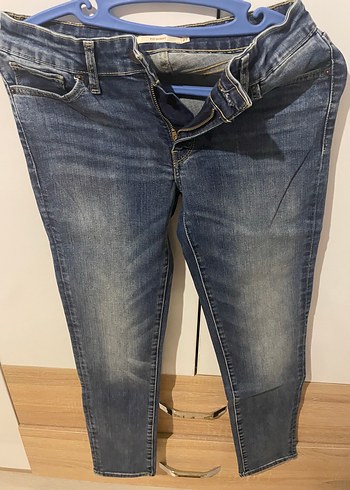 Levis Mavi Yikamali Dar Kesim Jean Levis