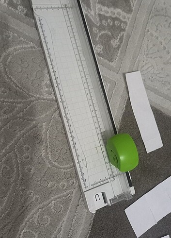 Kağıt kesici