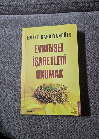 Evrensel İşaretleri Okumak - Emine Gardiyanoğlu