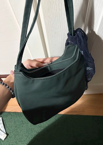 Püsküllü Yeşil Kadın Omuz Çantası - Görsel 3