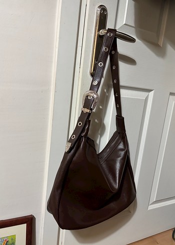 Kahverengi Deri Kemer Tokalı Çanta - Görsel 2