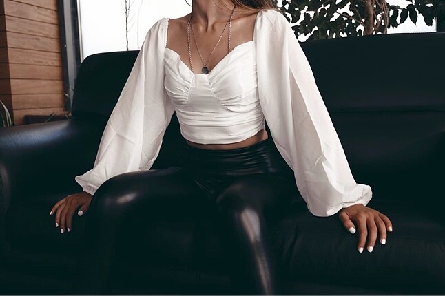 Beyaz Crop