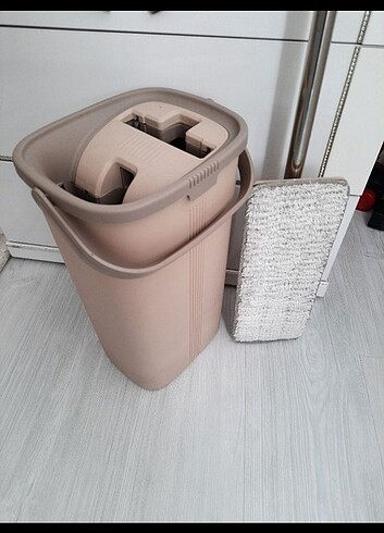 House Of Holland mop başlıklı temizlik seti