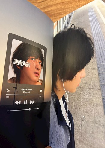 exo chanyeol upside down selfie versiyon albüm - Görsel 6