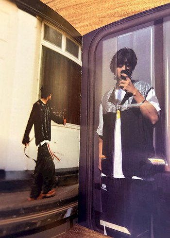 exo chanyeol upside down selfie versiyon albüm - Görsel 8