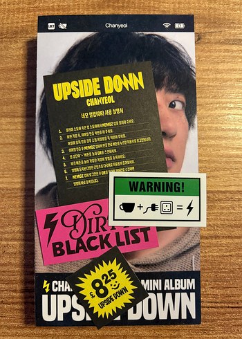 exo chanyeol upside down selfie versiyon albüm - Görsel 3
