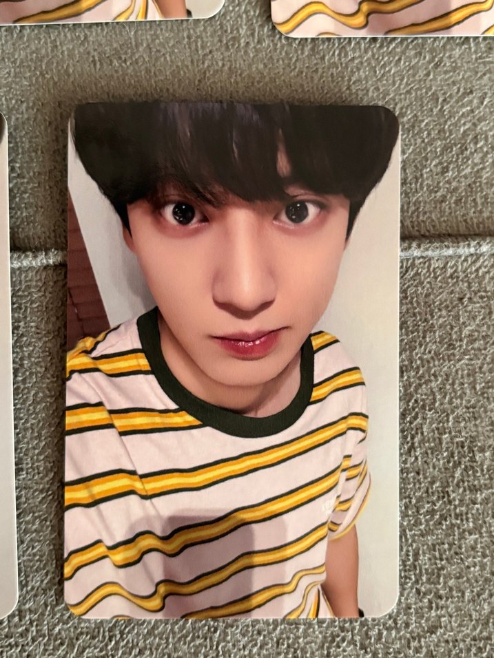 exo chanyeol upside down albüm OFF versiyon - Görsel 5