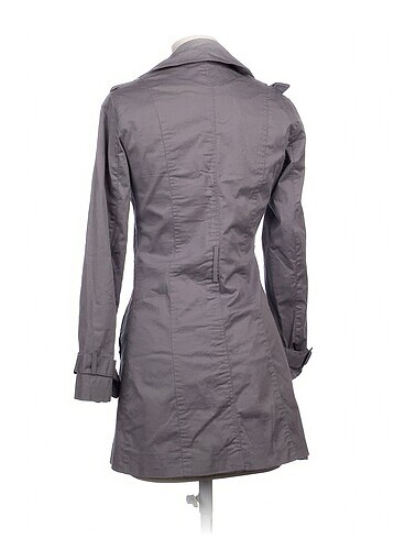 40 Beden PreLoved Trenchcoat %70 İndirimli.