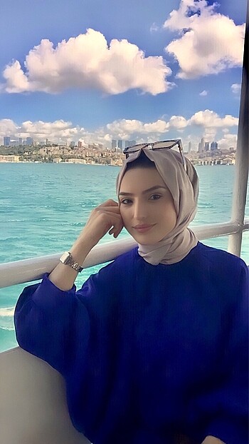 Bluz rengi görüldüğü gibi