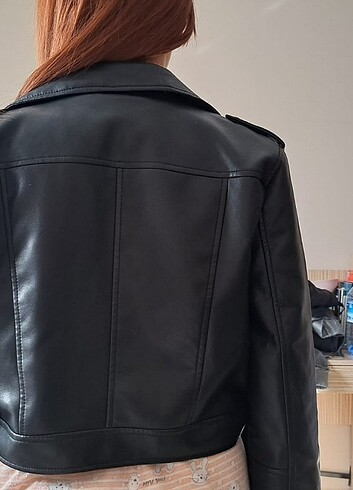 l Beden siyah Renk Stradivarius siyah deri ceket