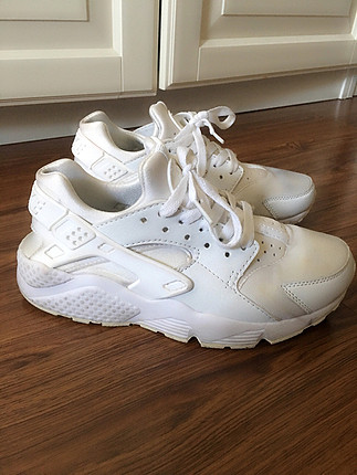 37 Beden beyaz Renk Nike spor ayakkabı
