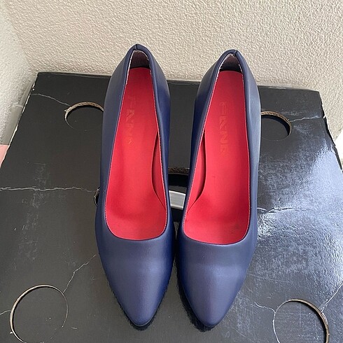 Kadın klasik vintage stiletto