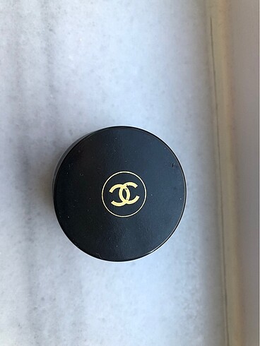 Chanel noir petrole far