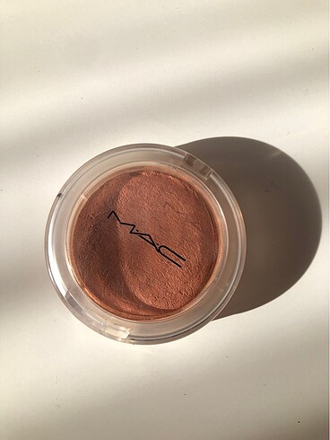 Mac so natural allık glow play