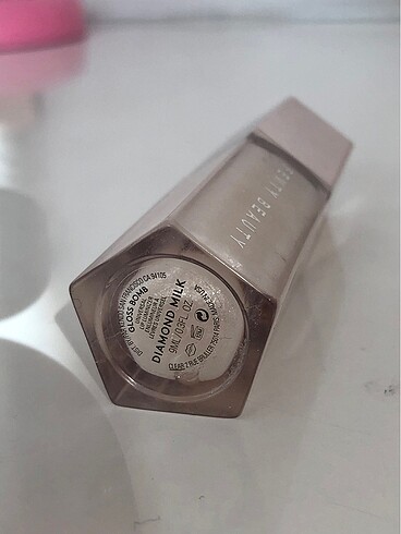 Fenty Beauty Fenty beauty diamond milk gloss