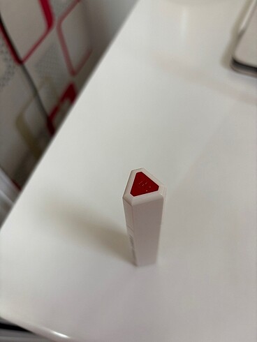 Fenty Beauty Fenty beauty tint strawberry sangria