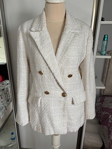 LC Waikiki Beyaz tüvit blazer ceket