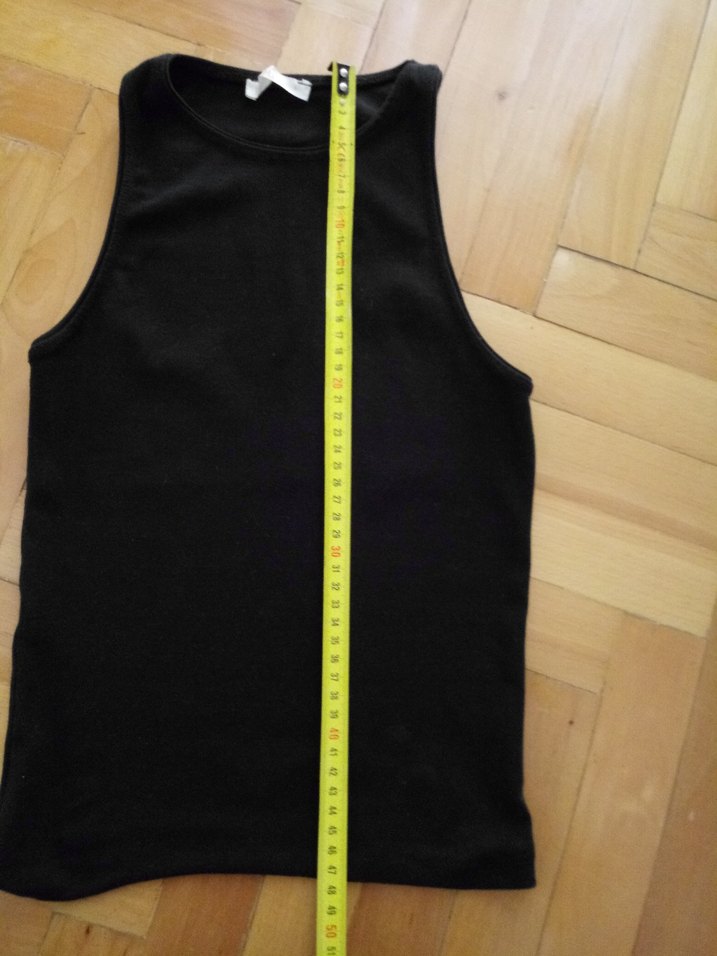 Siyah Yüksek Yakalı Kolsuz Kadın Atlet - Görsel 5