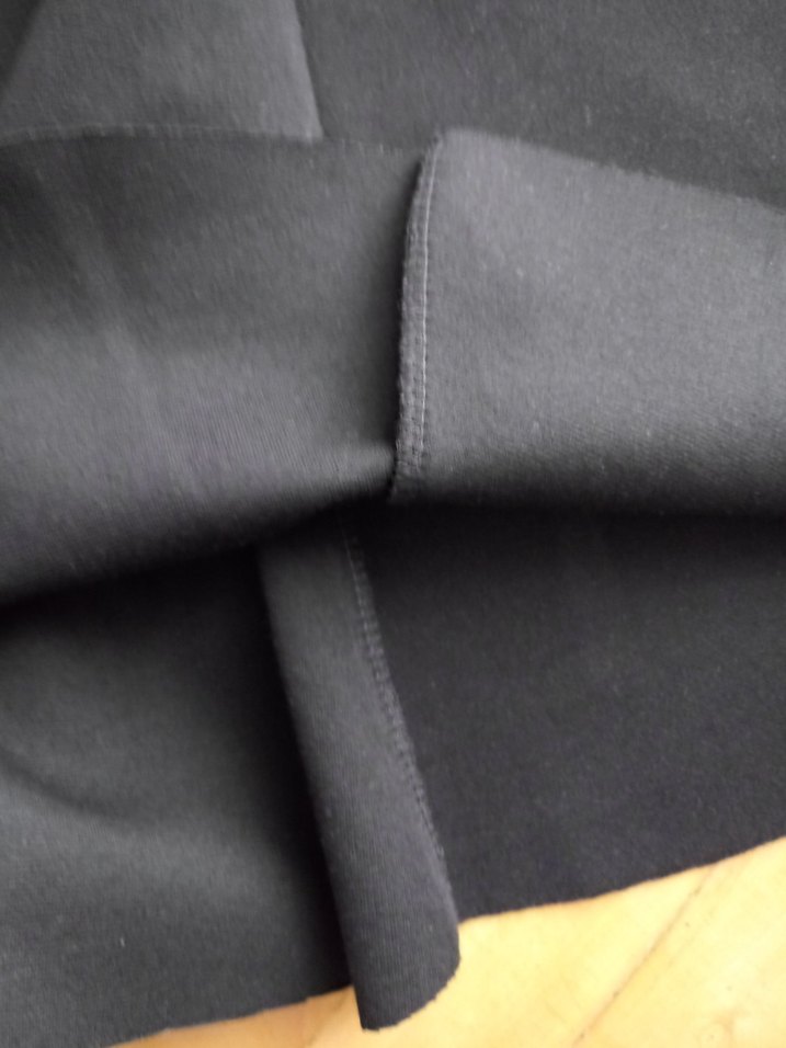 Ambar Siyah Mini Etek - Görsel 3