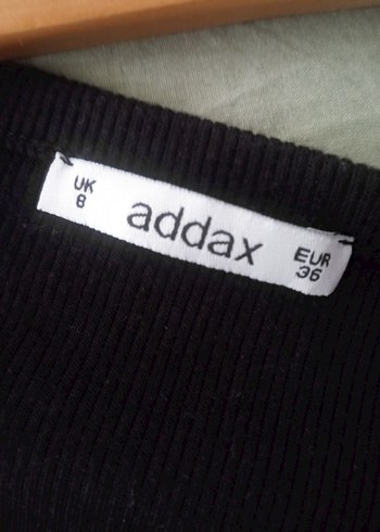 Addax Siyah Düğmeli Uzun Kollu Tişört - Görsel 3