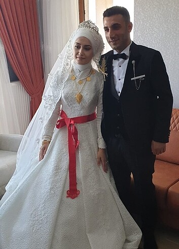 Tasarımcı Gelinlik