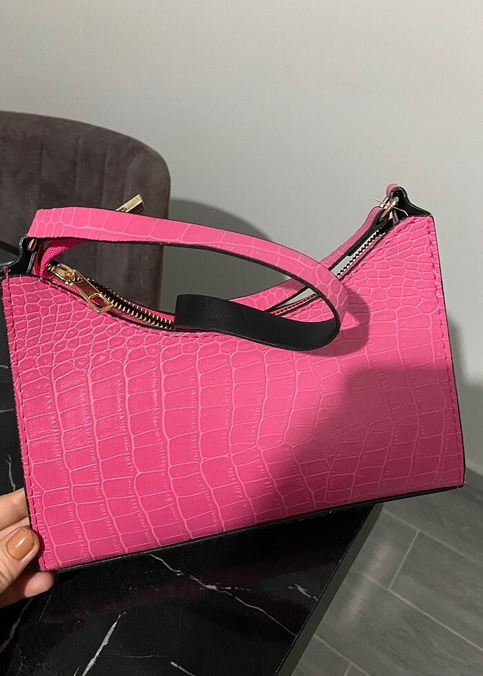 Pembe omuz çantası - Görsel 2