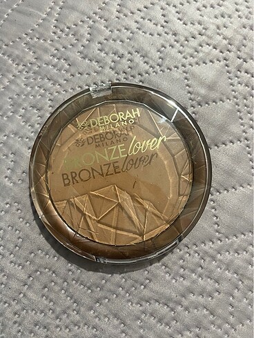Bronzer