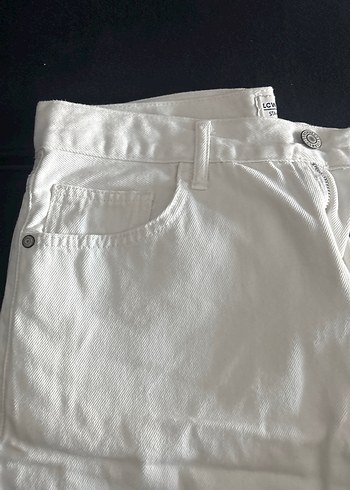 Erkek Beyaz Midi Pamuklu Şort - Görsel 2