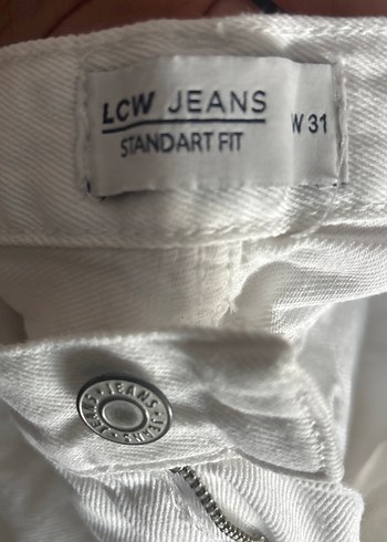 Erkek Beyaz Midi Pamuklu Şort - Görsel 3