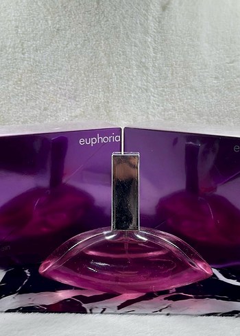Euphoria Kadın Parfümü