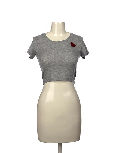 Diğer T-shirt %70 İndirimli.