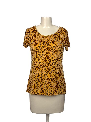 Diğer T-shirt %70 İndirimli.