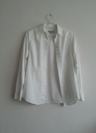 Diğer Beyaz Gömlek