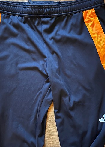 Adidas real Madrid 2024/25 large - Görsel 2