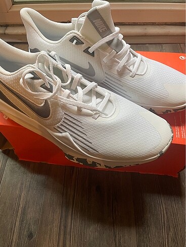 Nike Nike prevision V 47,5 yeni