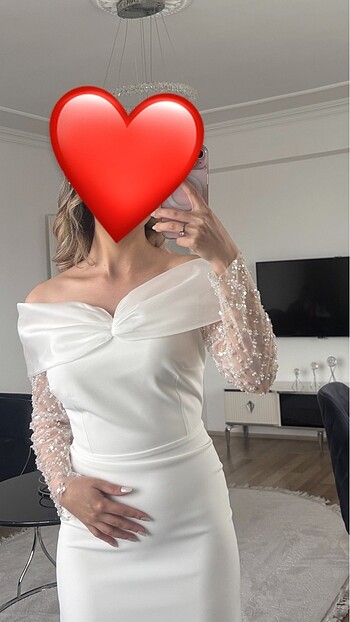 Nişan elbisesi