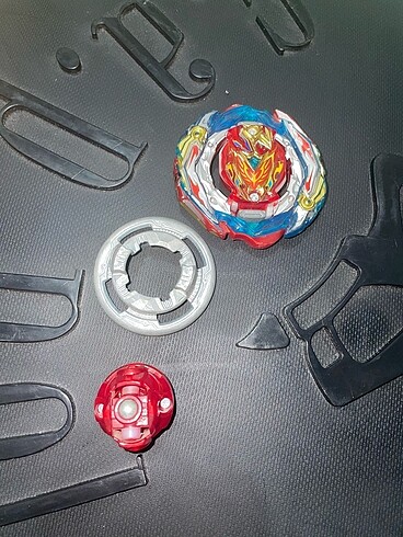  Beden Beyblade Burst Zest Achilles Takara Tomy