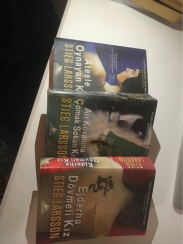 ateşle oynayan kız 3 kitap