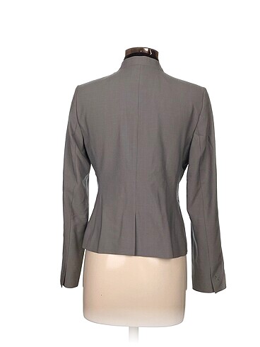 38 Beden ipekyol Blazer %70 İndirimli.