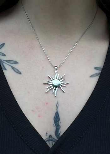 Güneş Motifli Silver Çelik Kolye - Görsel 3