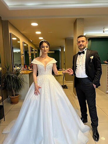 m Beden Gelinlik