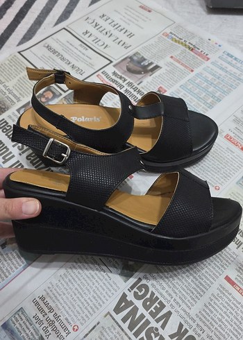 38 Beden siyah Renk Siyah Kadın Dolgu Topuklu Sandalet