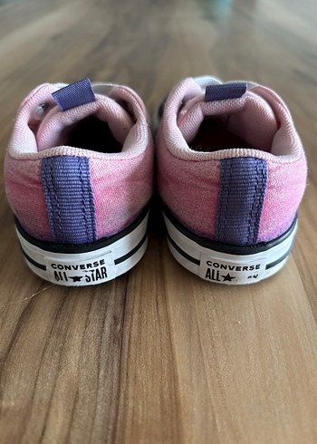 24 no Pembe Converse - Görsel 3