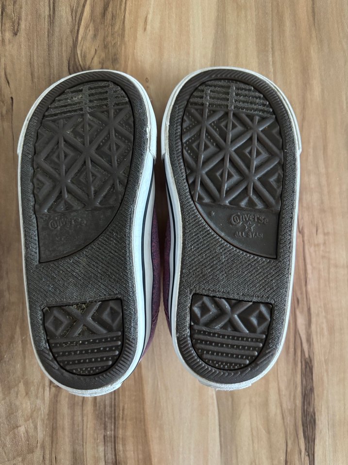 24 no Pembe Converse - Görsel 5