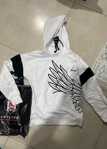 Beşiktaş Kapüşonlu Sweatshirt