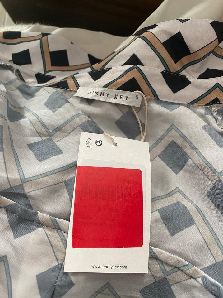 Kadın Desenli Uzun Kollu Gömlek - Görsel 3