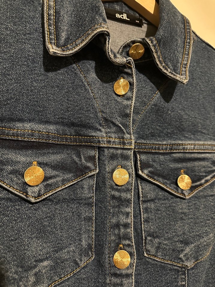 Adl Düğmeli Lacivert Kısa Kollu Denim Elbise - Görsel 3