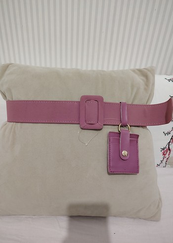 Pembe Deri Tokalı küçük çantalı Kadın Kemer - Görsel 2