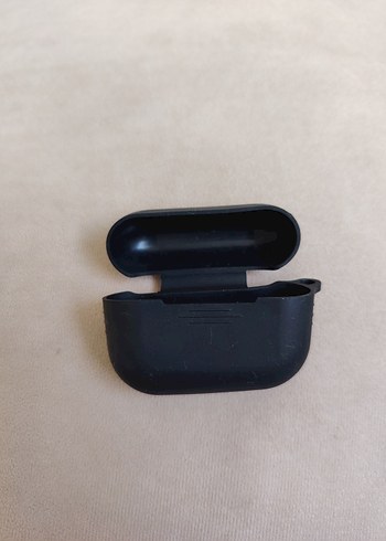 Siyah Kablosuz Kulaklık Şarj Kutusu - Görsel 2